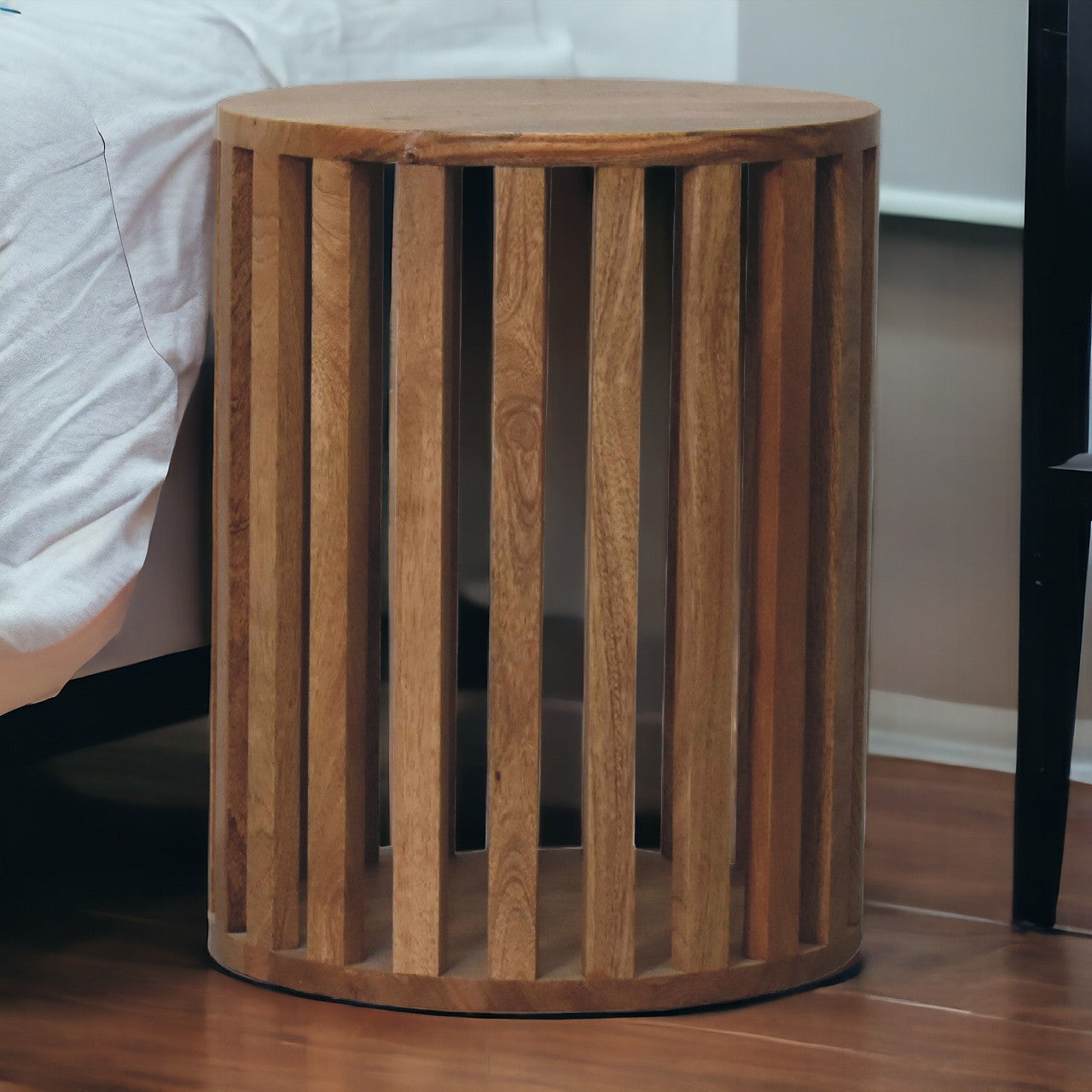 Sora oak side table