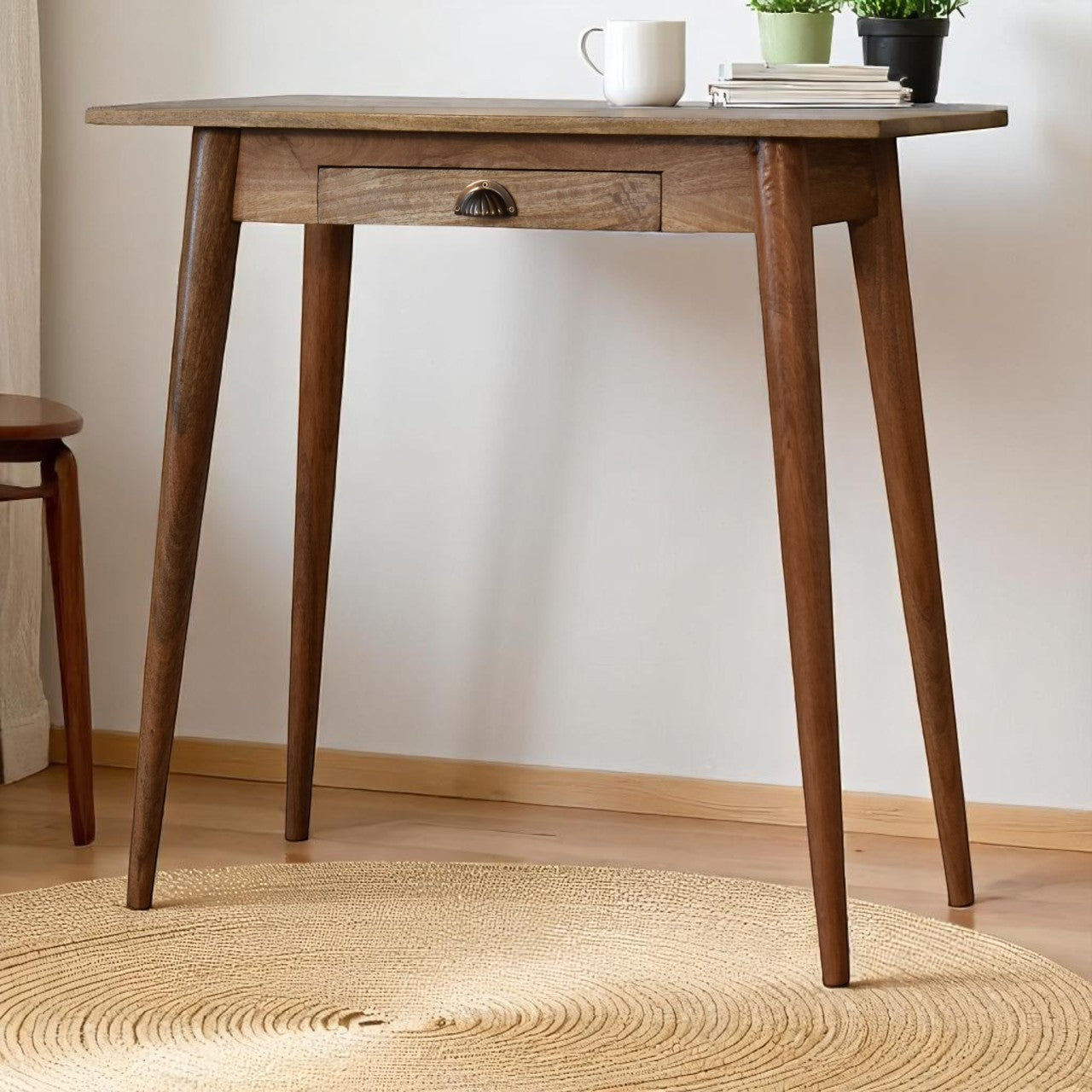 Lora Mini Writing Desk