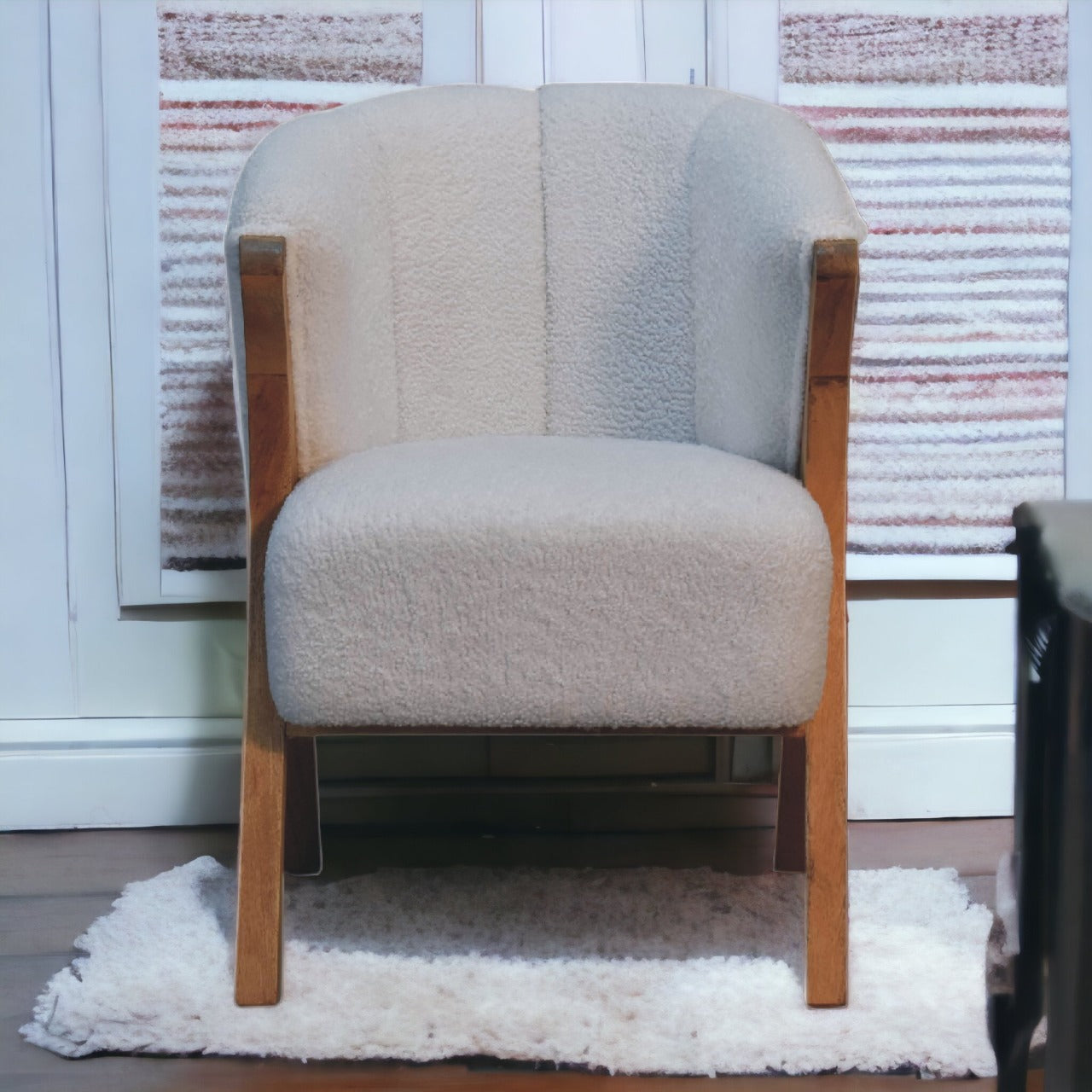 Lumière Boucle Chair